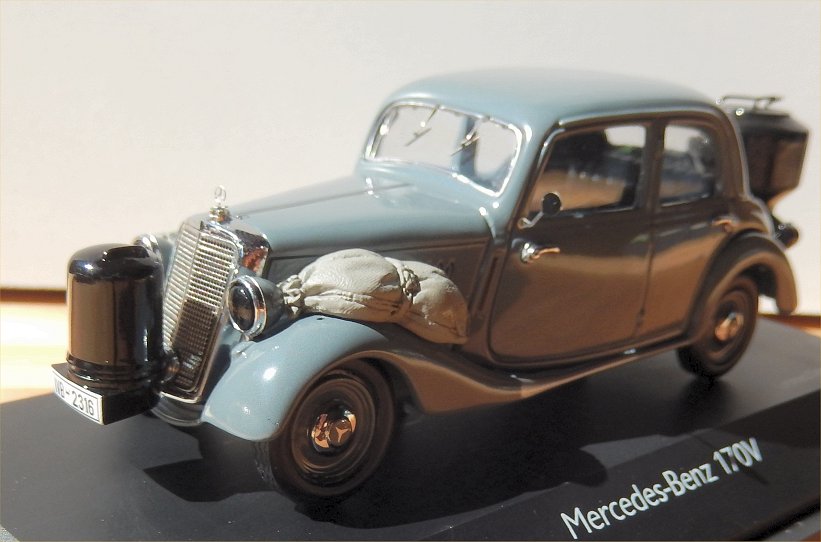 1/43 Schuco Mercedes-Benz A-Class Third generation (W176) Pre