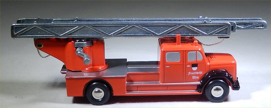 Schuco Piccolo Magirus Deutz Fire Truck