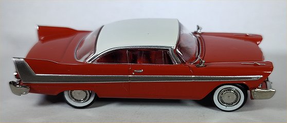 Brekina Plymouth Fury red