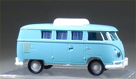 Brekina VW T1b Camper Bus with pop top roof