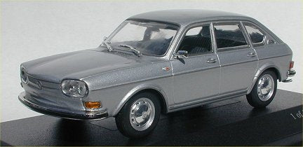 Minichamps VW 411 LE sedan 1969 Silver 400-051102 [W1E]