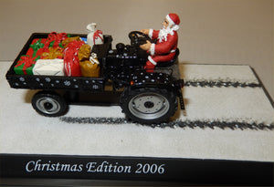 Schuco Edition 1:43 Fendt Equipment carrier Christmas Special [T6]
